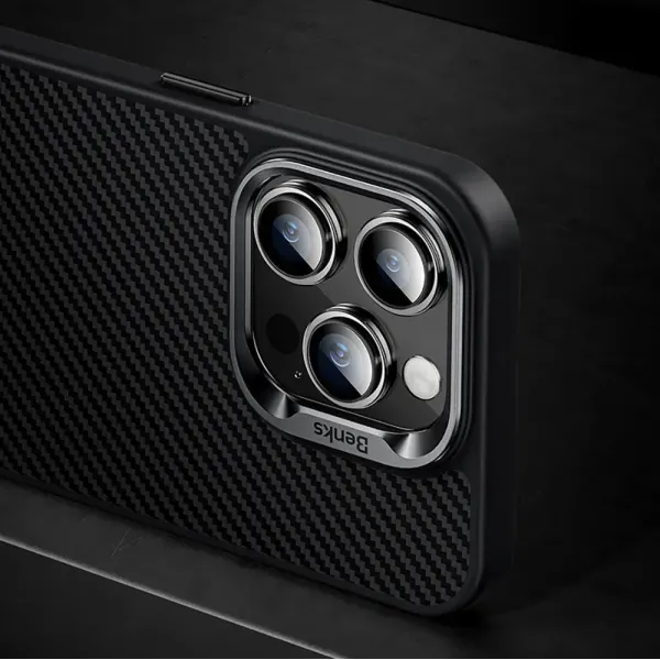 Чохол Benks MagClap ArmorPro Case Black for iPhone 15 Pro